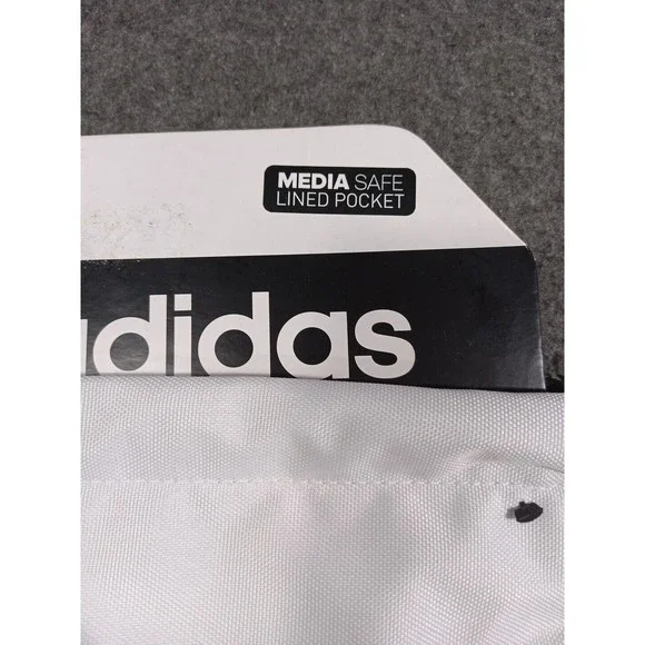 Adidas "Sack Pack" White Black - 18 X 14  Media Safe Lined Pocket New - Picture 5 of 9